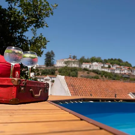 Casa Velha بيت ضيافة ألينكوير