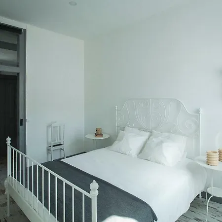 Casa Velha 3* ألينكوير